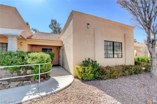 Photo #3: 2177405 Listing