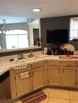 Photo #6: 2177512 Listing