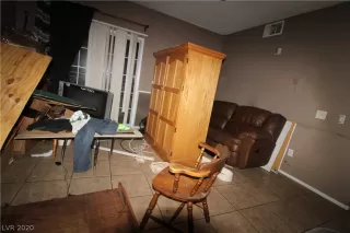 Photo #2: 2177624 Listing