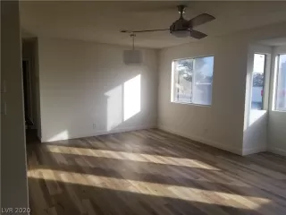 Photo #4: 2177666 Listing 