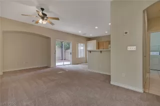 Photo #6: 2177687 Listing