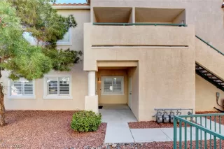 Photo #3: 2177755 Listing