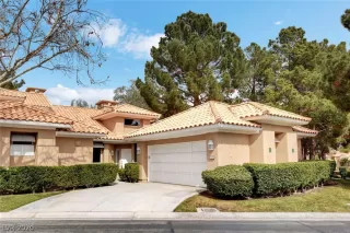 Photo #4: 2177773 Listing