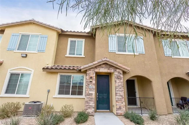 MLS: 2177837 Condo For Sale