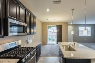 Photo #1: 2177837 Listing