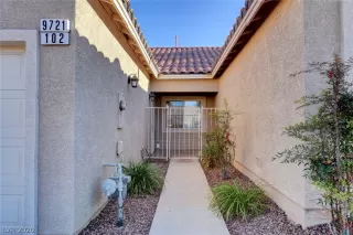 Photo #5: 2177857 Listing 