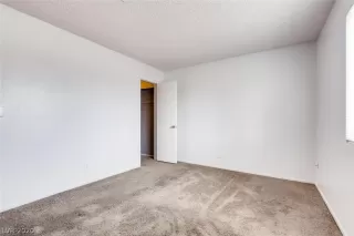 Photo #5: 2177868 Listing 