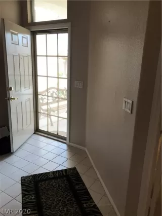 Photo #3: 2177869 Listing 