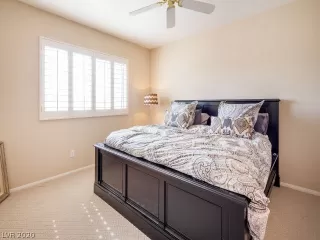 Photo #5: 2177949 Listing