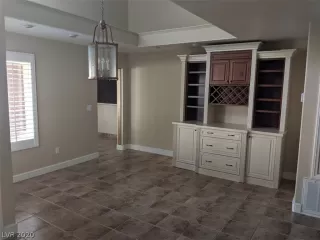 Photo #2: 2178011 Listing 