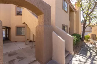 Photo #2: 2178043 Listing