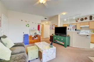 Photo #6: 2178081 Listing 