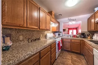 Photo #1: 2178100 Listing