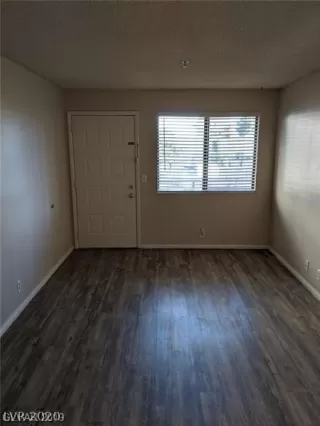 Photo #6: 2178174 Listing