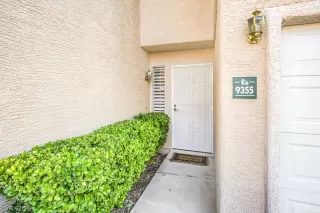 Photo #2: 2178184 Listing