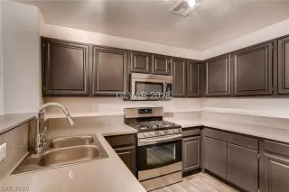 Photo #5: 2178251 Listing 