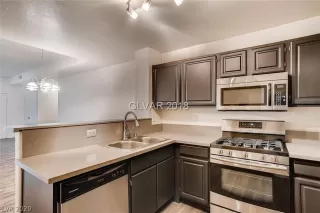 Photo #6: 2178251 Listing 