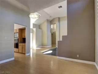 Photo #6: 2178263 Listing 