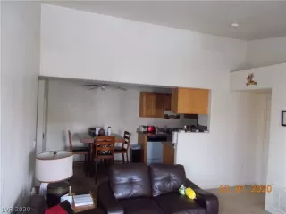 Photo #5: 2178267 Listing