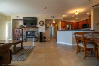 Photo #2: 2178402 Listing