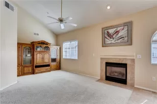 Photo #3: 2178697 Listing 