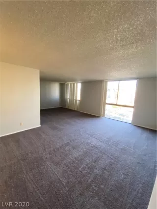 Photo #2: 2178703 Listing 