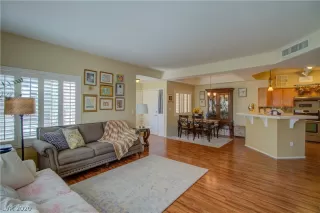 Photo #5: 2178770 Listing