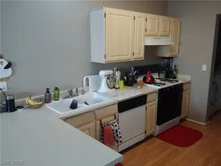 Photo #4: 2178819 Listing 