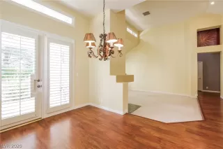 Photo #5: 2178840 Listing 