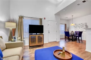 Photo #6: 2178897 Listing 