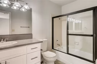 Photo #5: 2178918 Listing