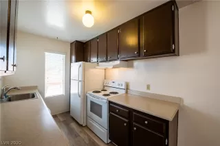 Photo #3: 2178961 Listing