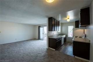 Photo #5: 2178961 Listing