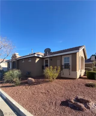 Photo #1: 2179043 Listing