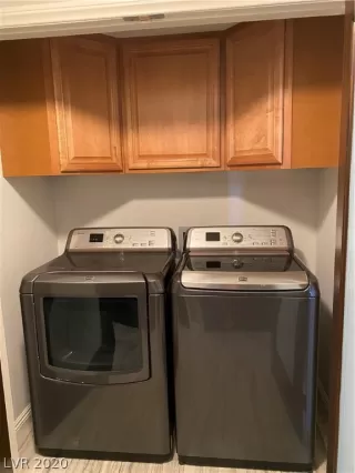 Photo #5: 2179149 Listing 