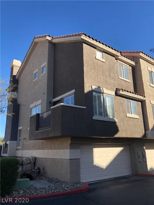 MLS: 2179155 Condo For Sale