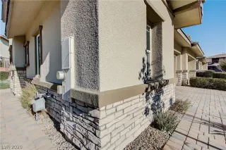 Photo #5: 2179161 Listing 