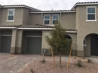 Photo #1: 2179327 Listing 