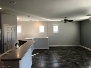 Photo #2: 2179377 Listing 