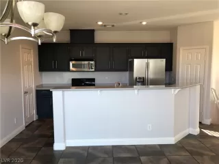 Photo #6: 2179377 Listing 