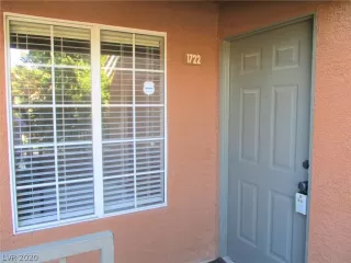 Photo #2: 2179395 Listing