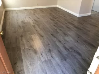 Photo #5: 2179519 Listing 