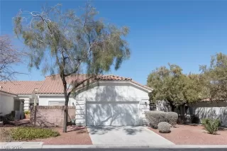 Photo #3: 2179546 Listing 