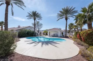 Photo #6: 2179546 Listing 