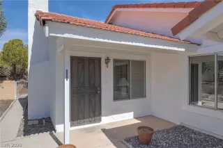 Photo #3: 2179566 Listing 