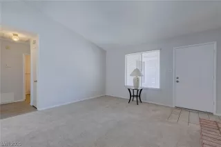 Photo #4: 2179566 Listing 