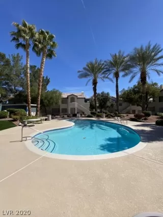 Photo #5: 2179613 Listing 