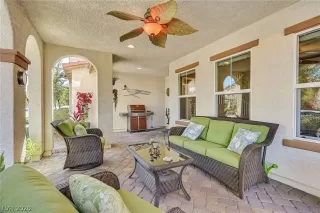 Photo #3: 2179623 Listing