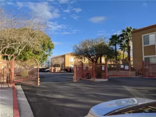 Photo #2: 2179638 Listing 