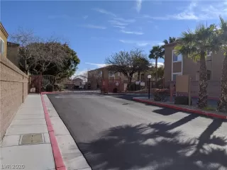 Photo #5: 2179638 Listing 